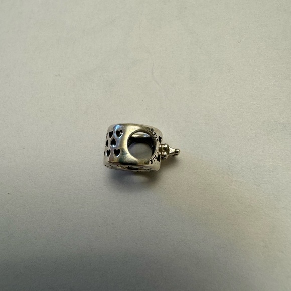 Authentic Pandora silver crown charm great condition - Picture 4 of 4